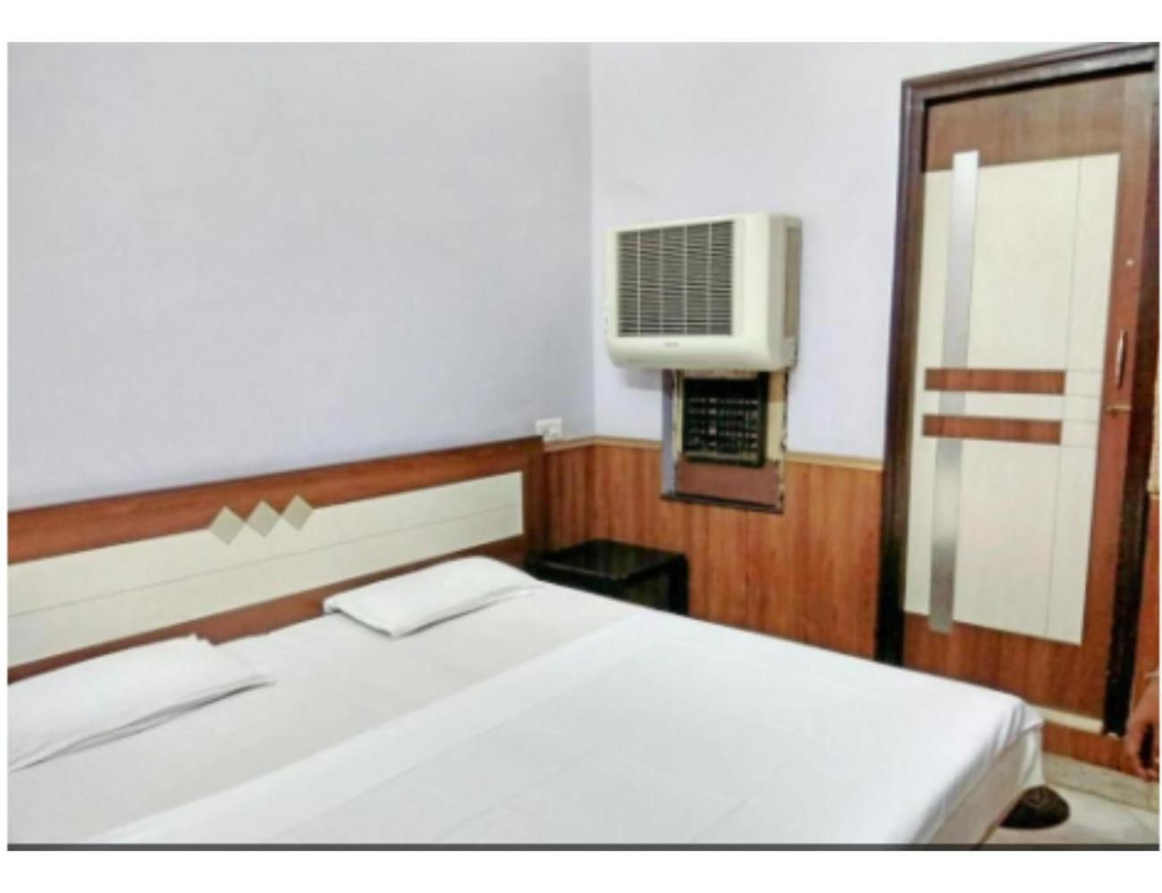 Hotel Basera Guest House, Saharanpur Dış mekan fotoğraf
